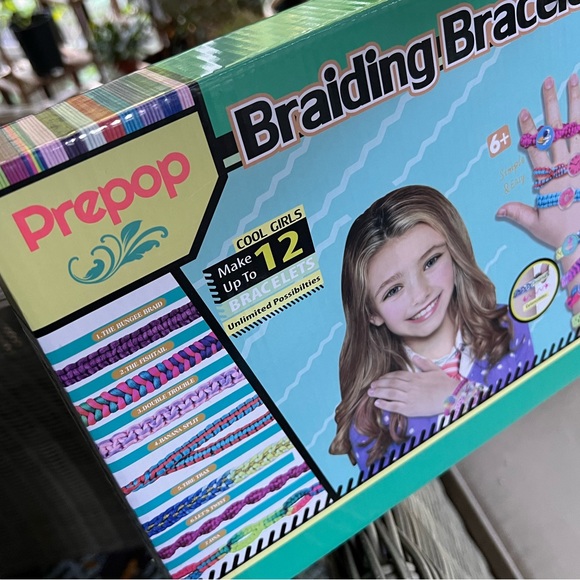 Prepop Friendship Bracelet Making Kit - Picture 2 of 8